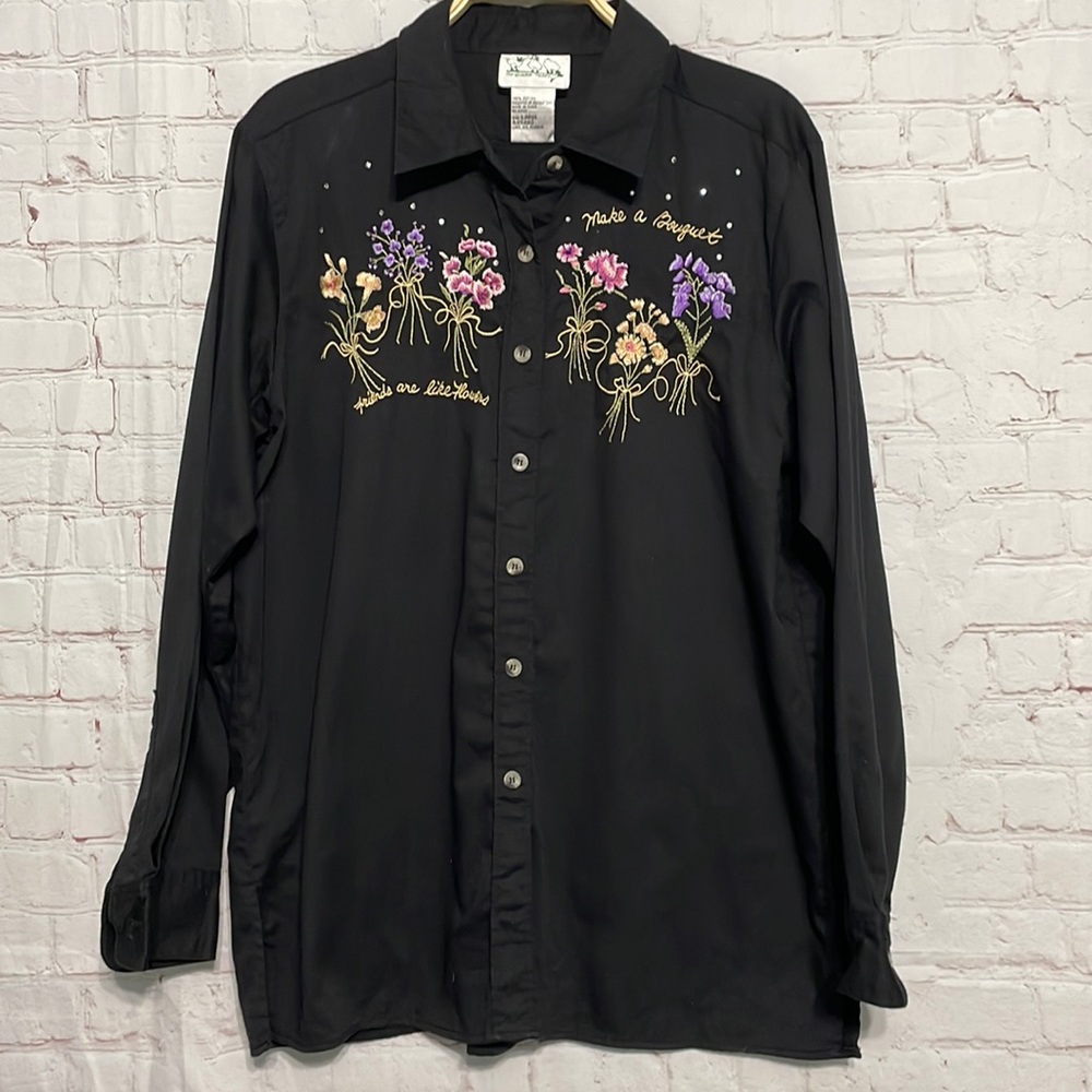 Quacker Factory Black Embroidered Floral Button Down Shirt Size L QVC - Picture 2 of 8